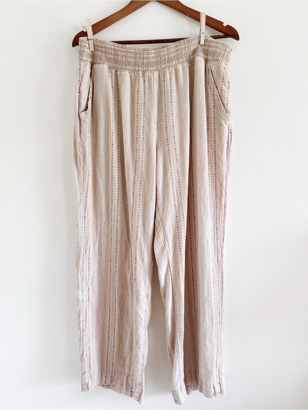 Briggs Light Cream striped Wide-Leg Pull-On Pants XL